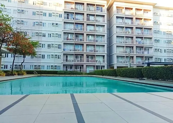 Ostello Liza's Staycation Manila